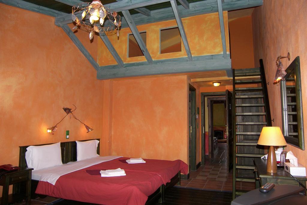 Astrovolia Hotel กาลัมปากา ห้อง รูปภาพ