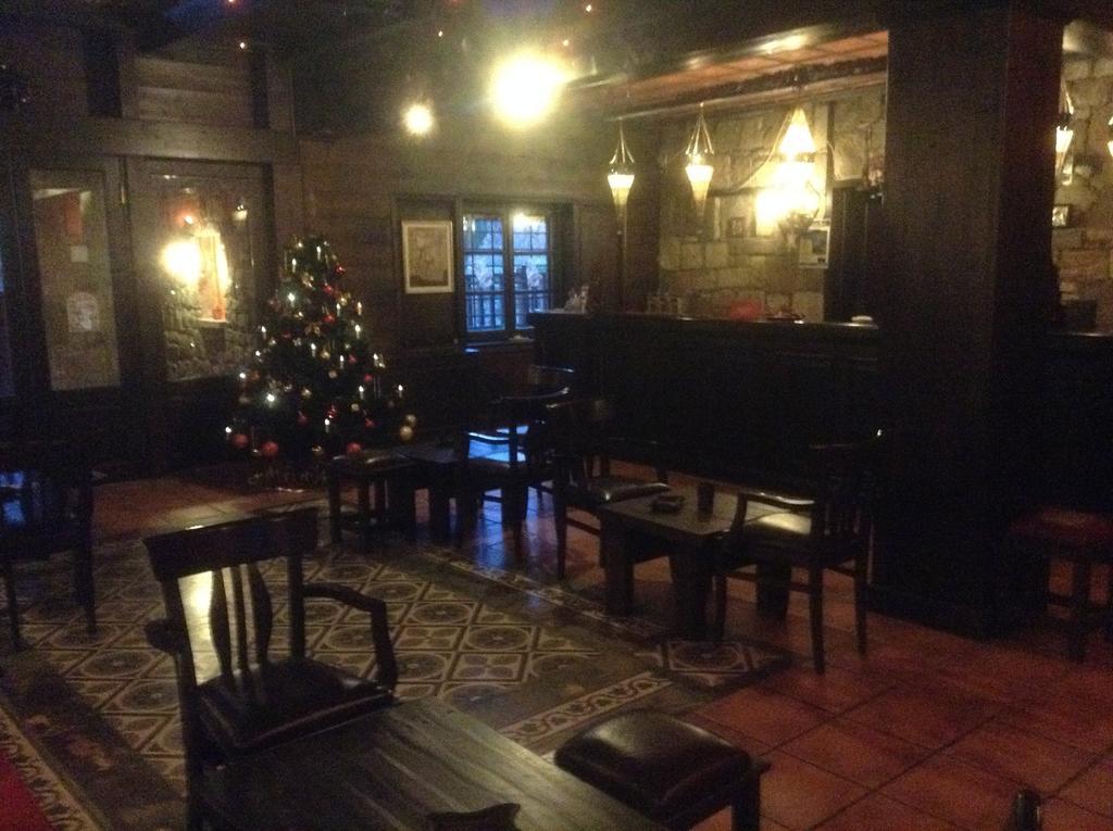 Astrovolia Hotel กาลัมปากา ภายนอก รูปภาพ