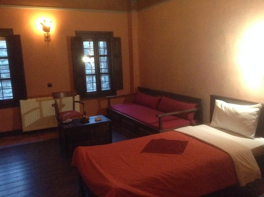Astrovolia Hotel กาลัมปากา ห้อง รูปภาพ