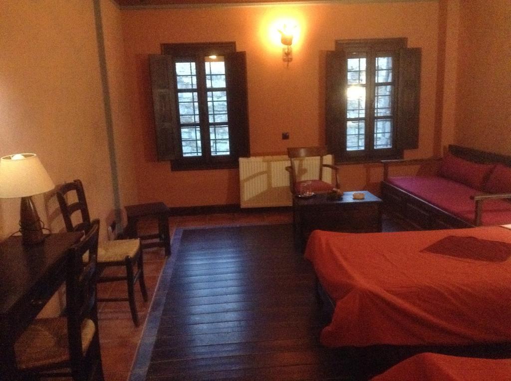 Astrovolia Hotel กาลัมปากา ห้อง รูปภาพ